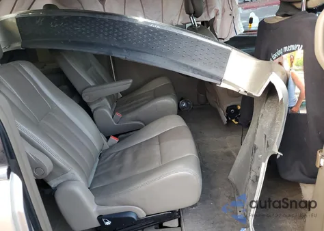 2014 Chrysler Town & Country Touring z USA, uszkodzony, nr VIN 2C4RC1BG5ER359890